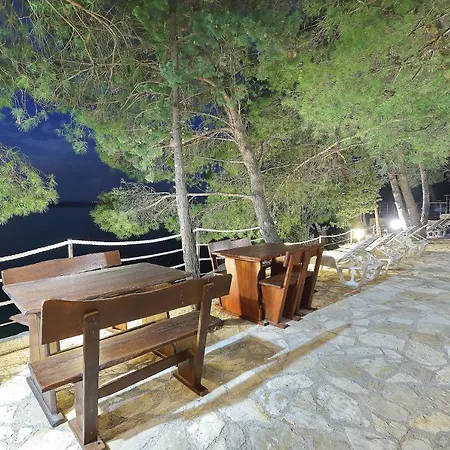 Apartment Candela Starigrad Paklenica