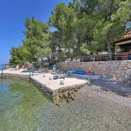 Candela * Starigrad Paklenica